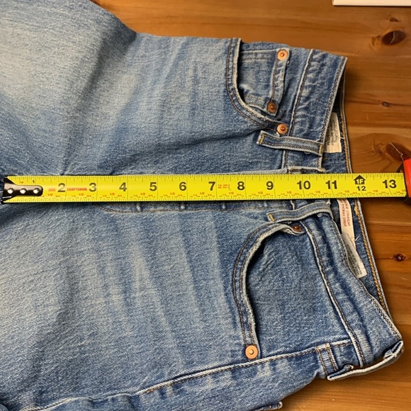 Levi’s Ribcage Straight High Rise Faded Blue Denim Jeans with Button Fly - Picture 10 of 17
